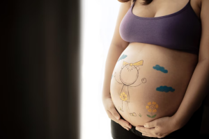 Pensão na gravidez? Entenda como funciona